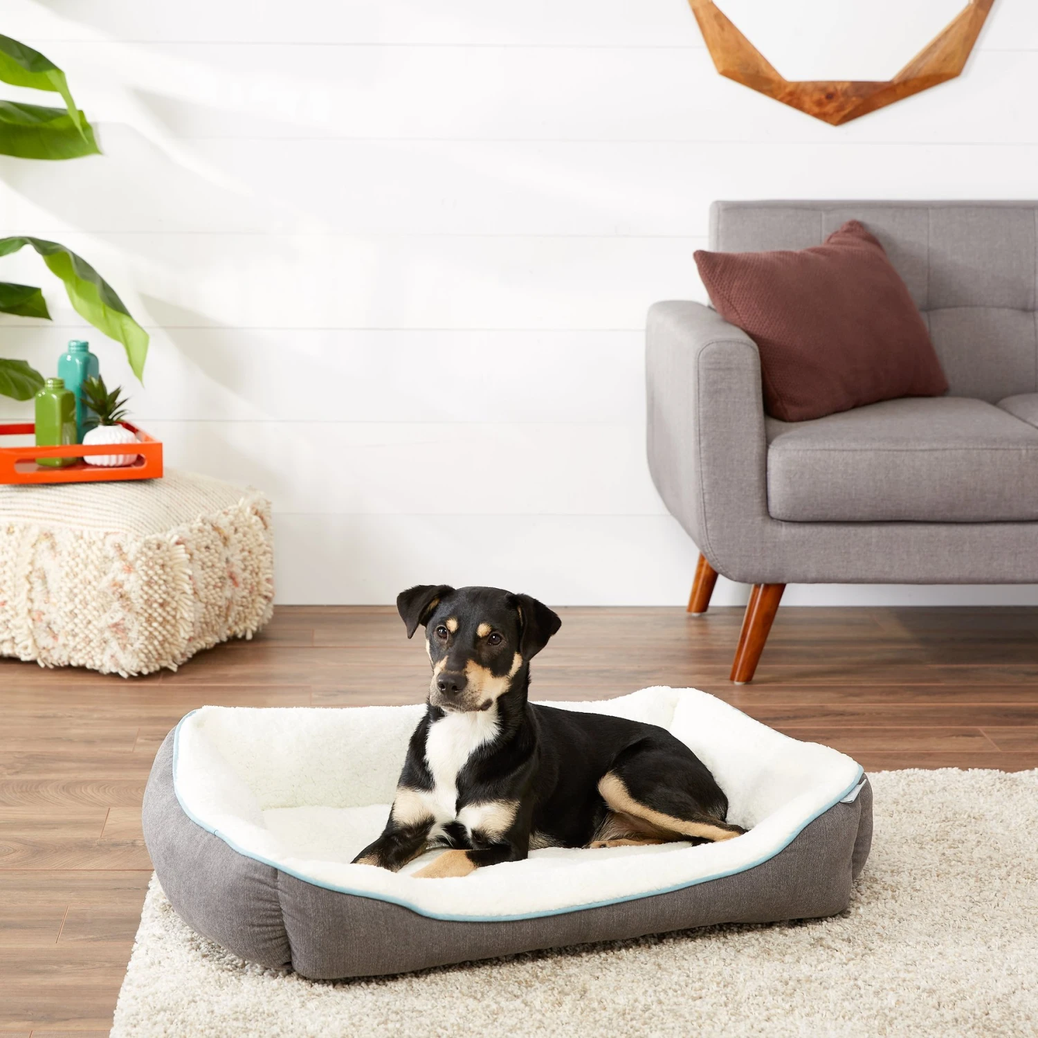 Frisco Sherpa Rectangular Bolster Dog Bed 3 Frisco Sherpa Rectangular Bolster Dog Bed