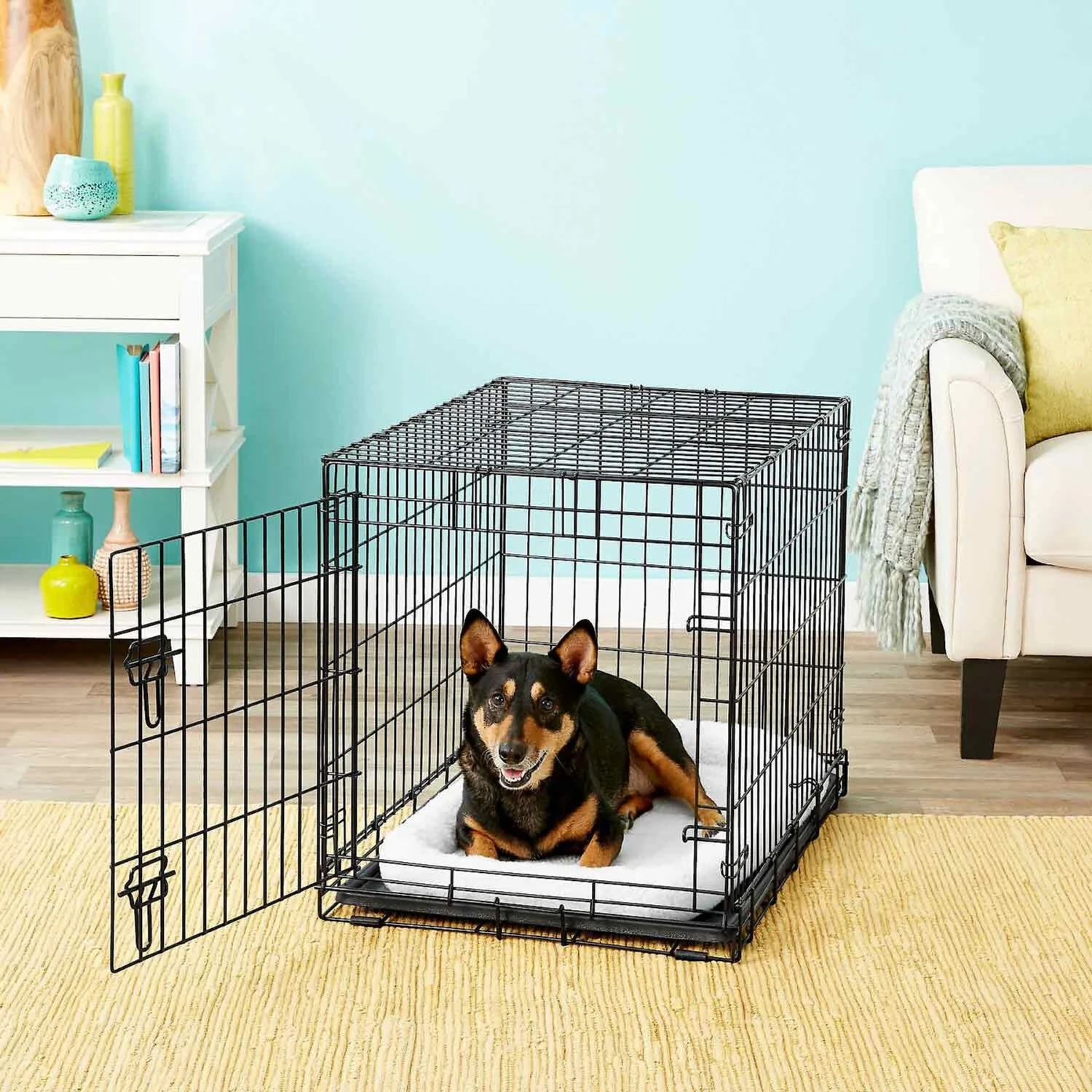 Frisco Heavy Duty Fold & Carry Single Door Collapsible Wire Dog Crate & Frisco Quilted Dog Crate Mat 5 Frisco Heavy Duty Fold & Carry Single Door Collapsible Wire Dog Crate & Frisco Quilted Dog Crate Mat - Image 3