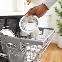 Frisco Elevated Diamond Stainless Steel Double Diner Dog & Cat Bowl 13 Frisco Elevated Diamond Stainless Steel Double Diner Dog & Cat Bowl -Chewy 257147 PT4. AC SS1800 V1615987619