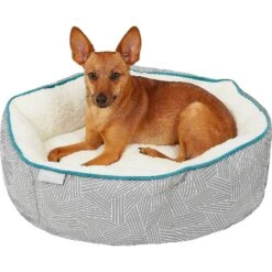 Frisco Sherpa Dog & Cat Blanket & Frisco Sherpa Hexagon Bolster Cat & Dog Bed -Chewy 303598 PT4. AC SS1800 V1623089541