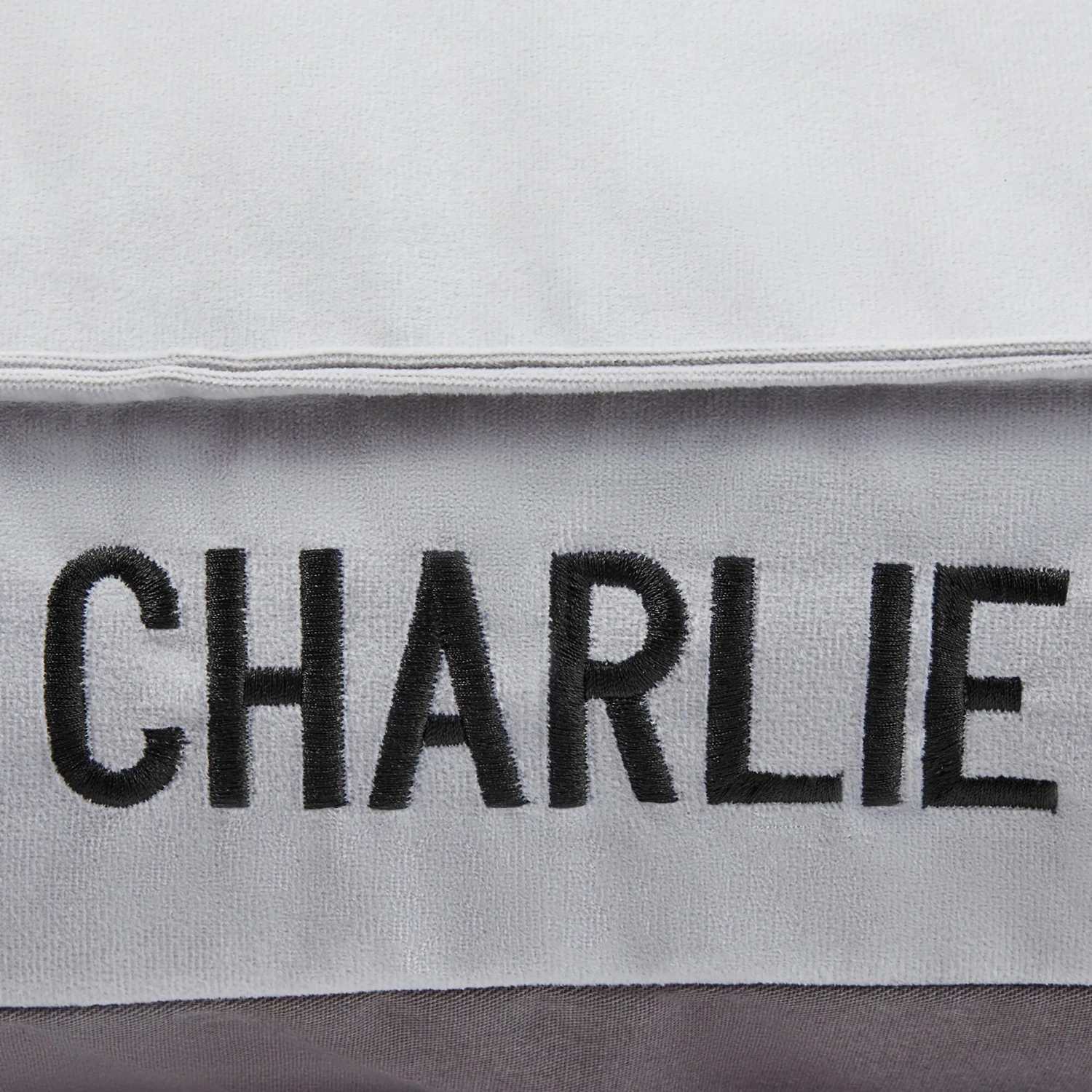 Frisco Personalized Silver Bolstered Bed With Silver Check Bolster, X-Large 6 Frisco Personalized Silver Bolstered Bed With Silver Check Bolster, X-Large - Image 4