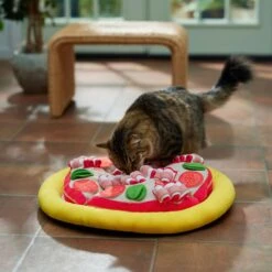 Frisco Pizza Reversible Snuffle Mat, Yellow, Medium -Chewy 363398 PT3. AC SS1800 V1660750517